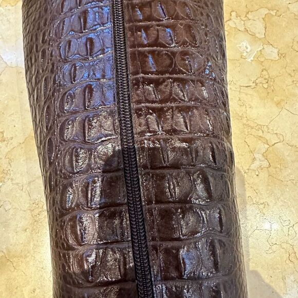 Elegant Brown Heeled Boots - Picture 9 of 14